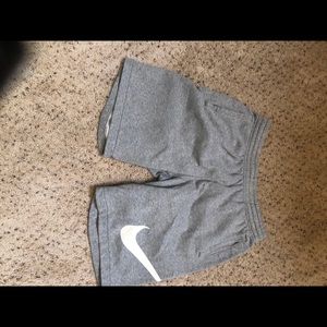 Men’s L Nike sweat shorts